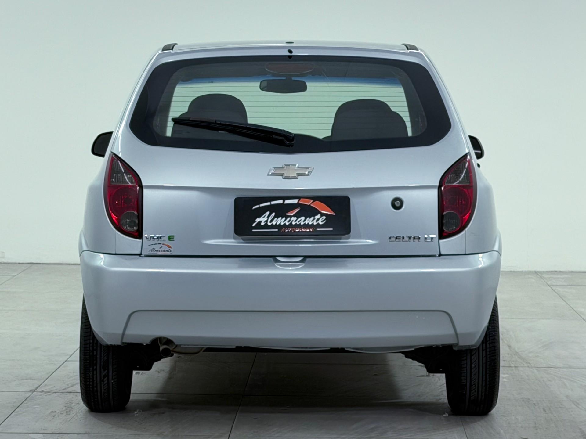 Foto numero 12 do veiculo Chevrolet Celta 1.0L LT - Prata - 2012/2012