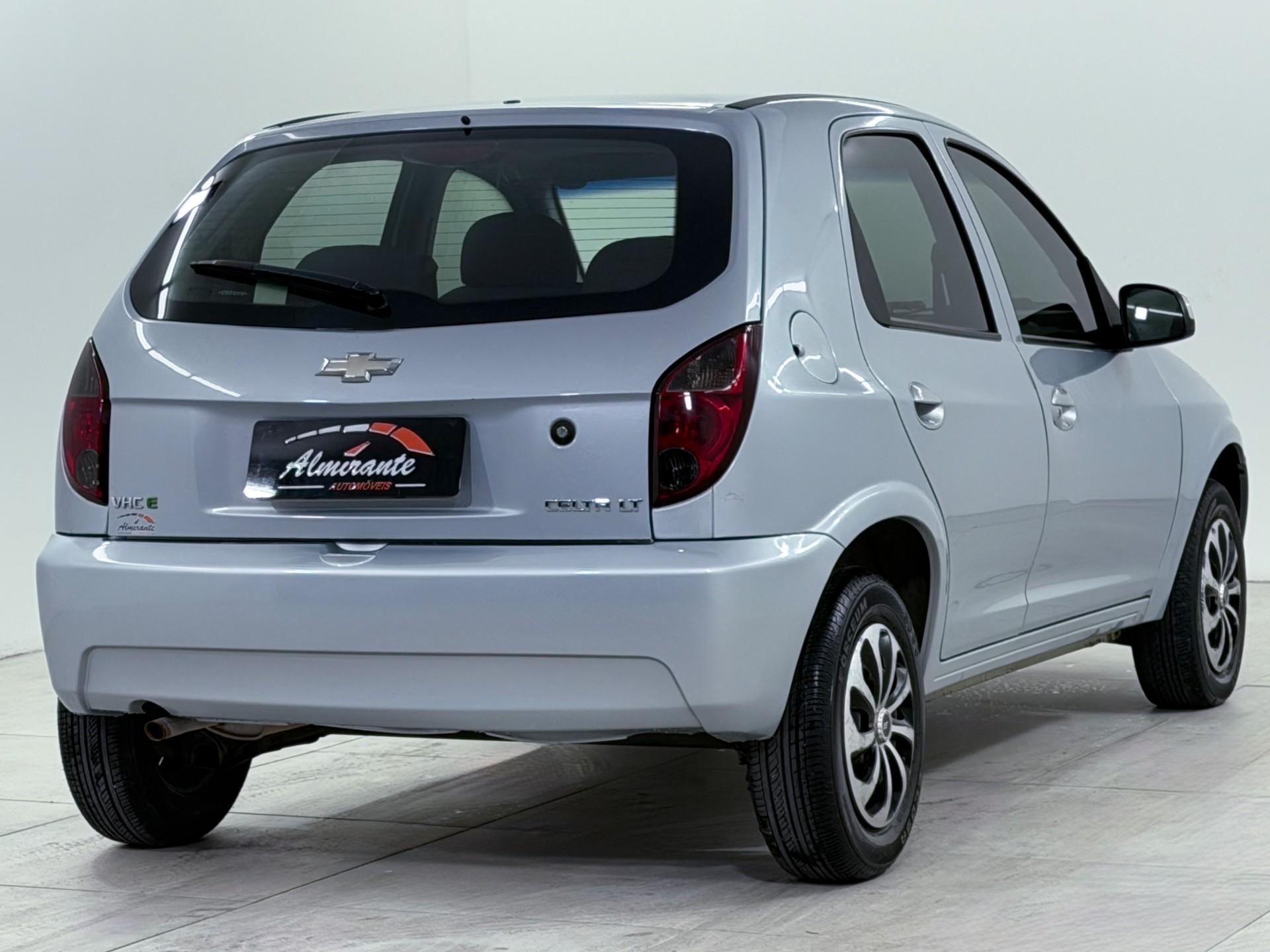 Foto numero 13 do veiculo Chevrolet Celta 1.0L LT - Prata - 2012/2012