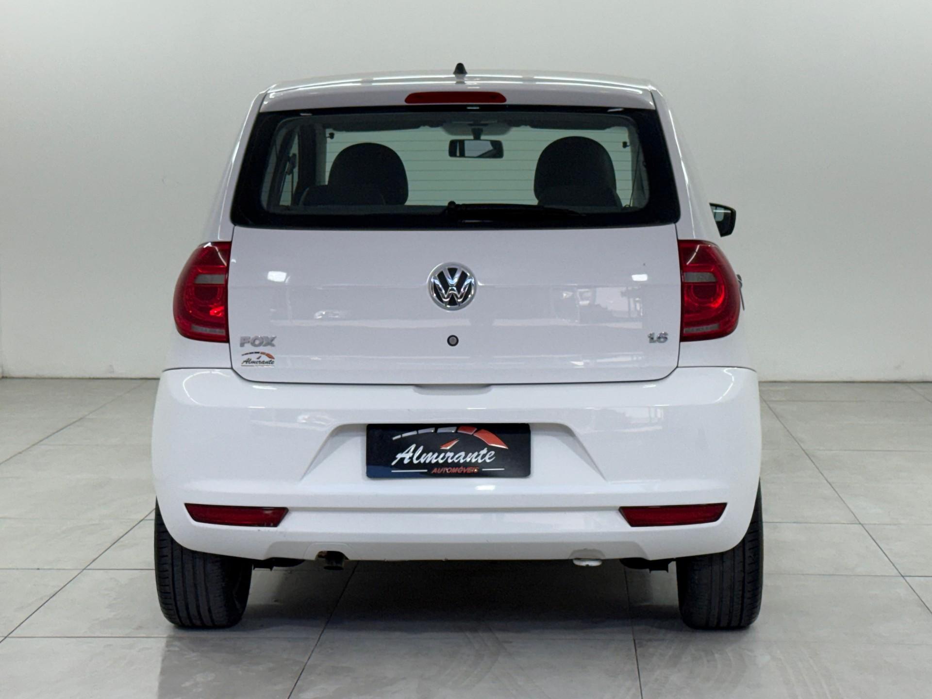 Foto numero 11 do veiculo Volkswagen Fox 1.6 Mi Total Flex 8V 5p  - Branca - 2013/2014