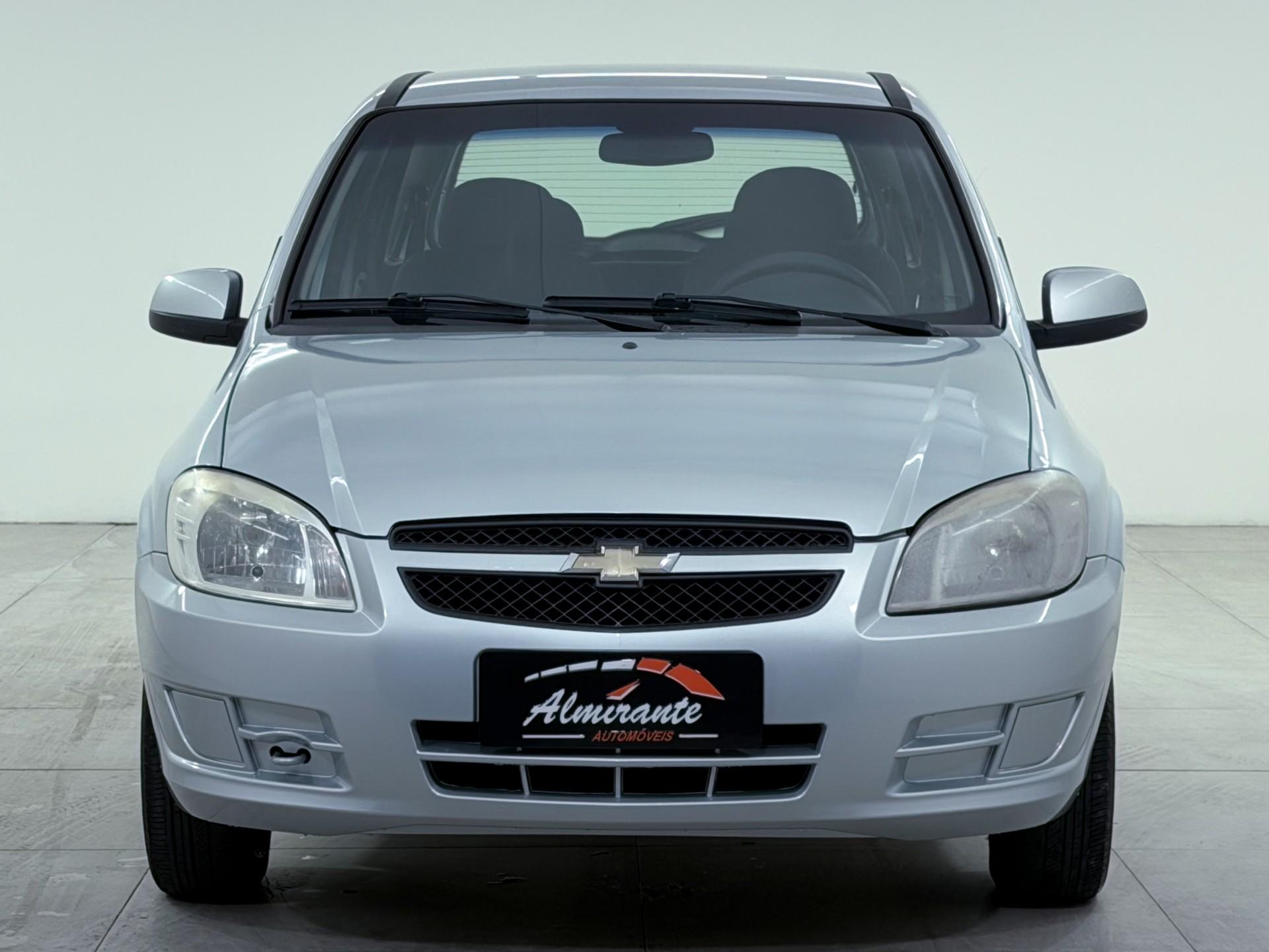 Foto numero 1 do veiculo Chevrolet Celta 1.0L LT - Prata - 2012/2012