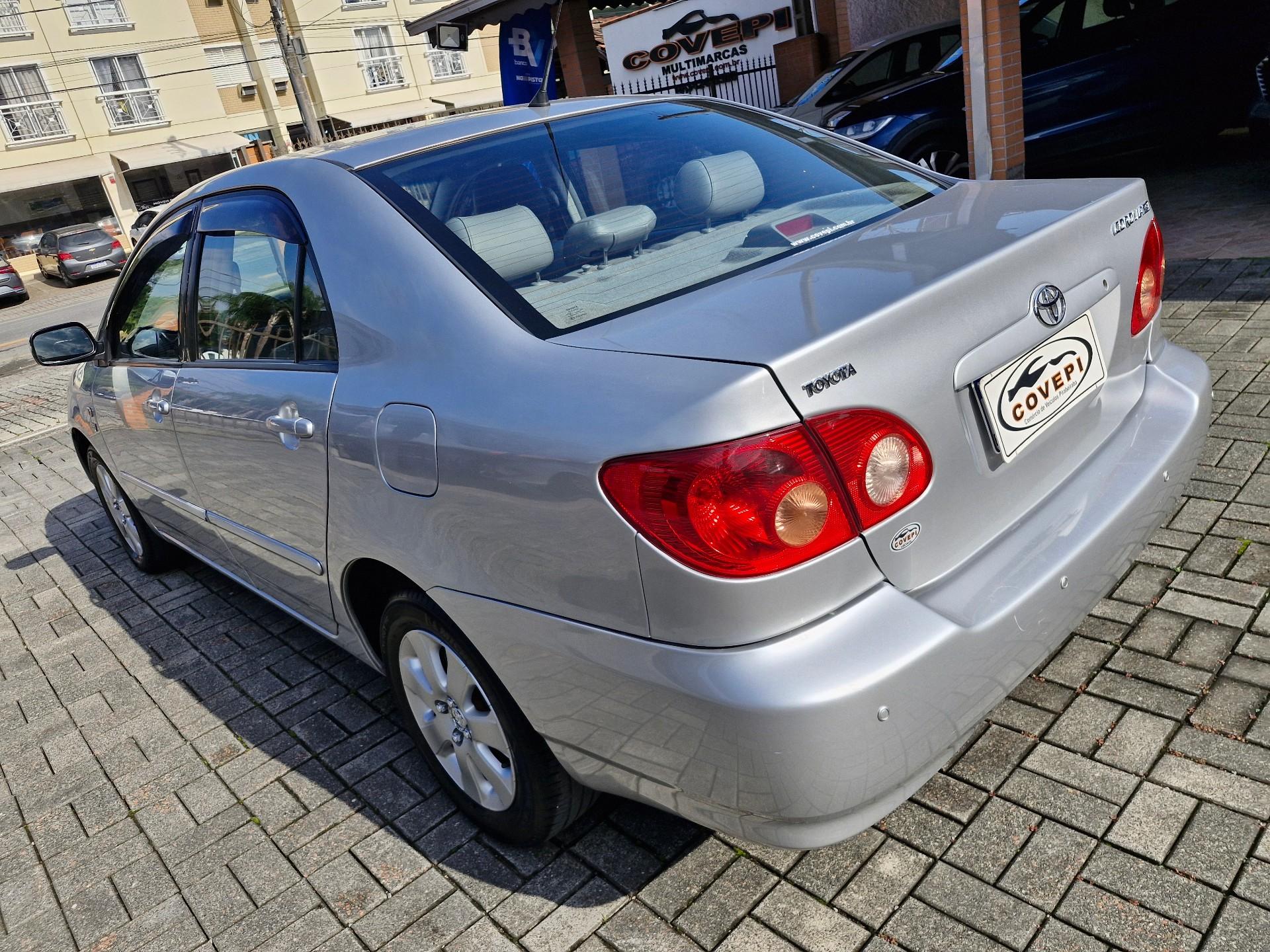 Foto numero 14 do veiculo Toyota Corolla XEi 1.8/1.8 Flex 16V Mec.  - Prata - 2007/2008