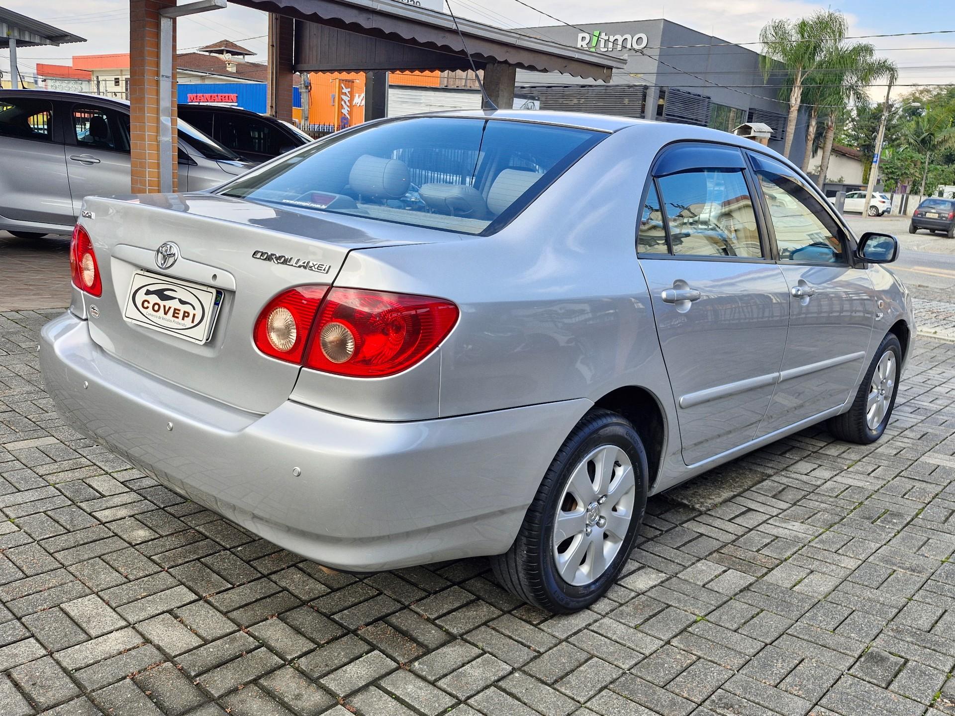 Foto numero 3 do veiculo Toyota Corolla XEi 1.8/1.8 Flex 16V Mec.  - Prata - 2007/2008
