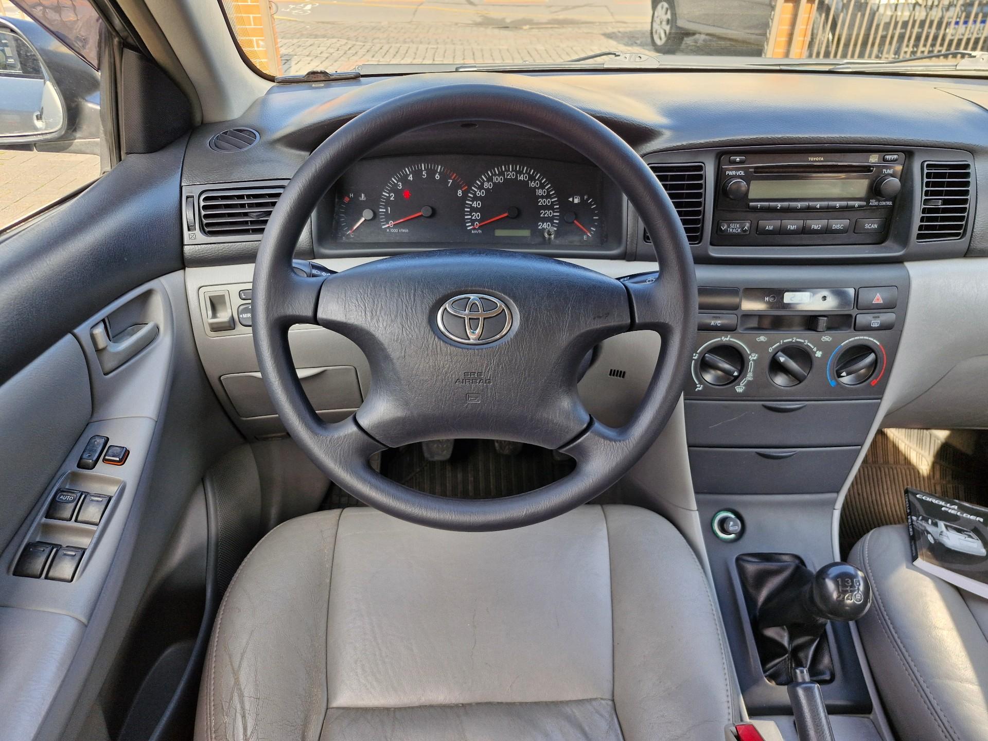 Foto numero 8 do veiculo Toyota Corolla XEi 1.8/1.8 Flex 16V Mec.  - Prata - 2007/2008