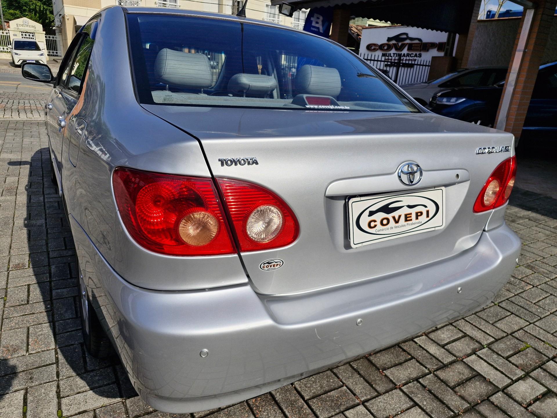 Foto numero 13 do veiculo Toyota Corolla XEi 1.8/1.8 Flex 16V Mec.  - Prata - 2007/2008