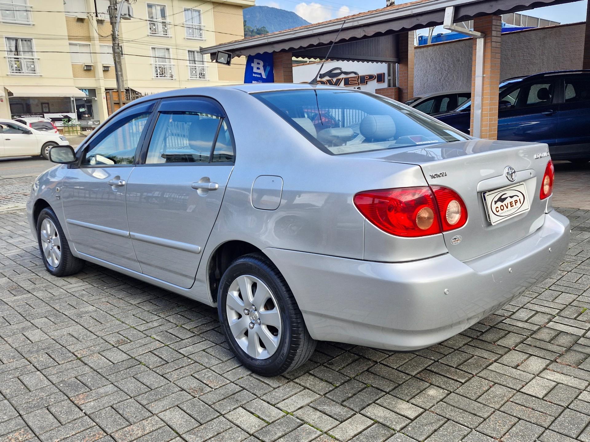 Foto numero 4 do veiculo Toyota Corolla XEi 1.8/1.8 Flex 16V Mec.  - Prata - 2007/2008