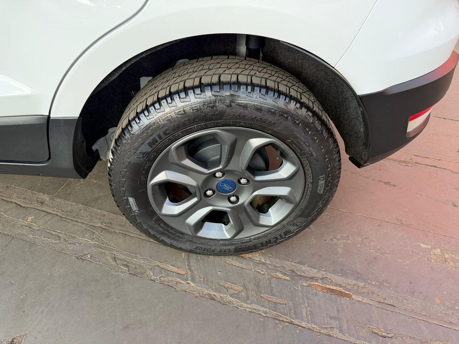 Foto numero 11 do veiculo Ford EcoSport Freestyle 1.5 aut 2020 - Branca - 2019/2020