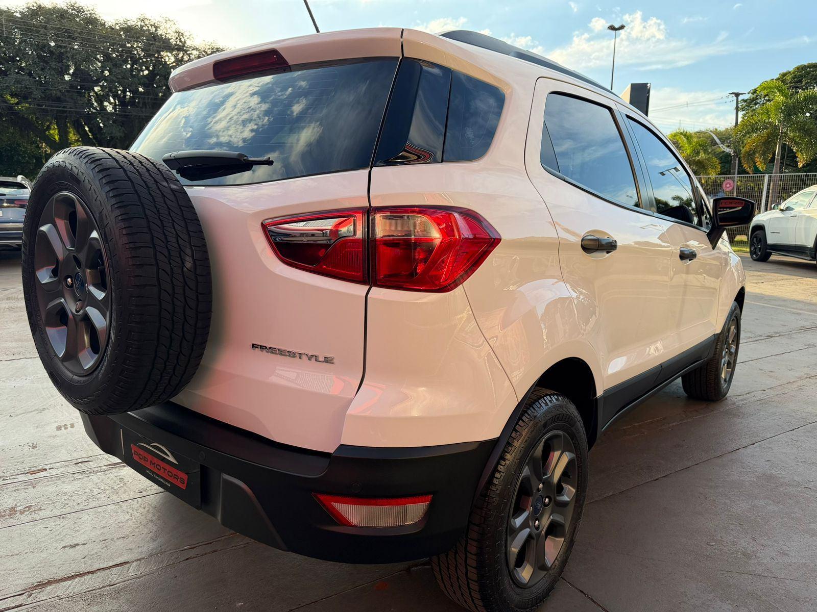 Foto numero 16 do veiculo Ford EcoSport Freestyle 1.5 aut 2020 - Branca - 2019/2020