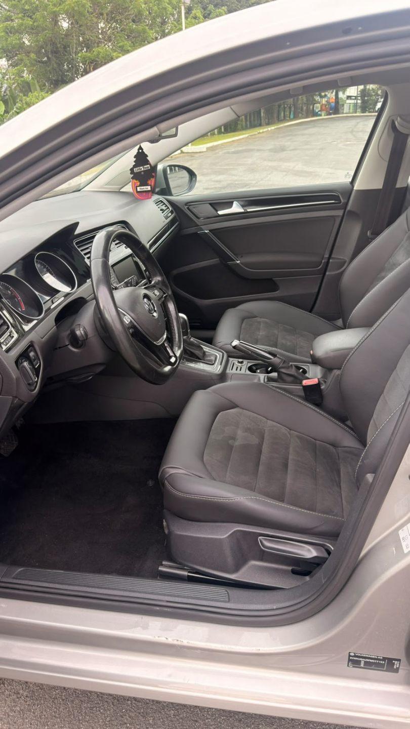 Foto numero 10 do veiculo Volkswagen Golf Highline 1.4 TSI Total Flex Aut.  - Prata - 2015/2015
