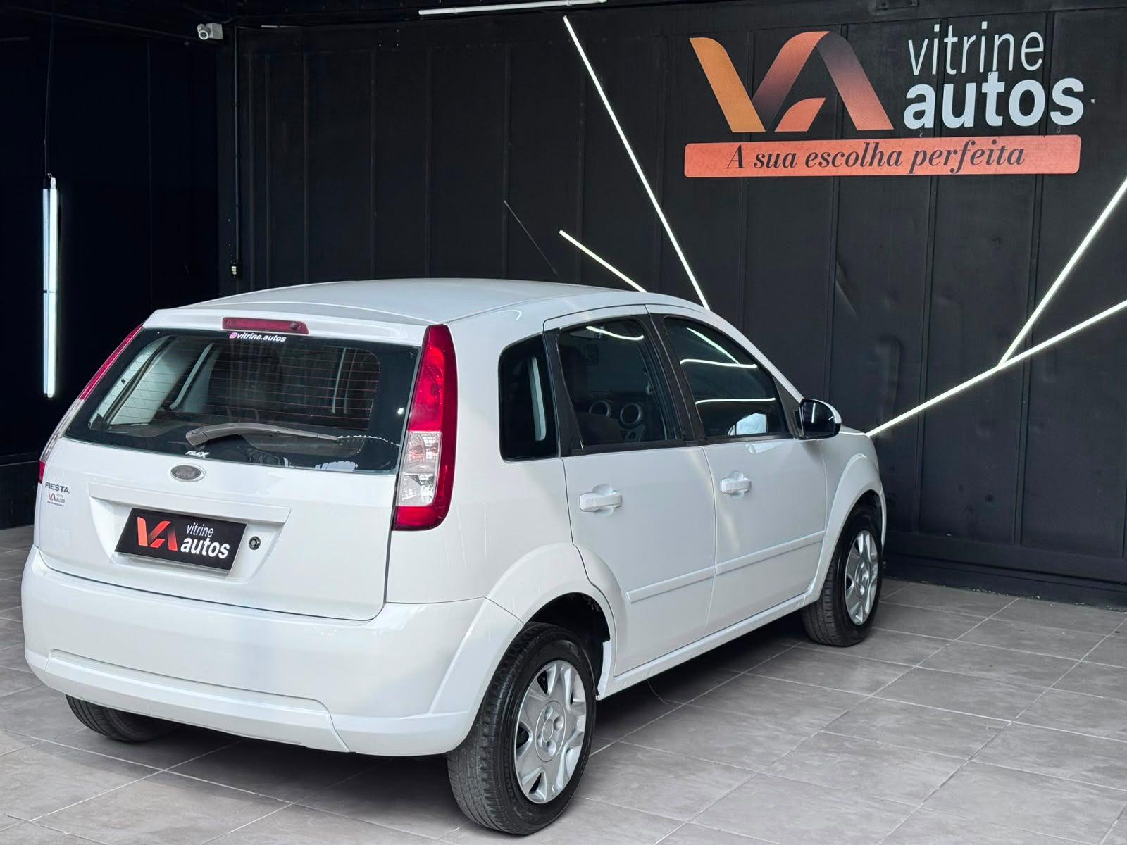 Foto numero 4 do veiculo Ford Fiesta FLEX - Branca - 2009/2009