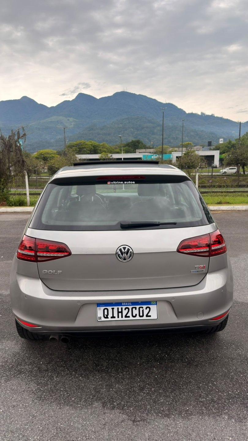 Foto numero 6 do veiculo Volkswagen Golf Highline 1.4 TSI Total Flex Aut.  - Prata - 2015/2015