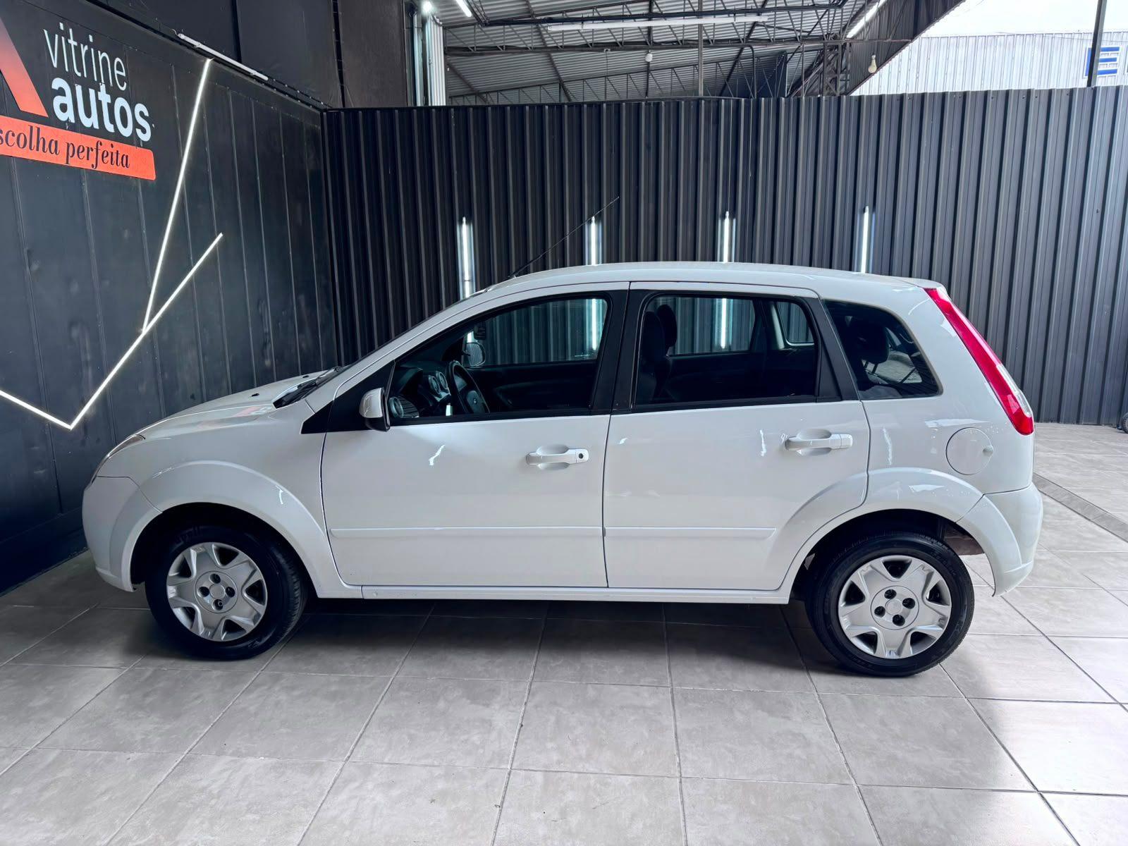 Foto numero 6 do veiculo Ford Fiesta FLEX - Branca - 2009/2009