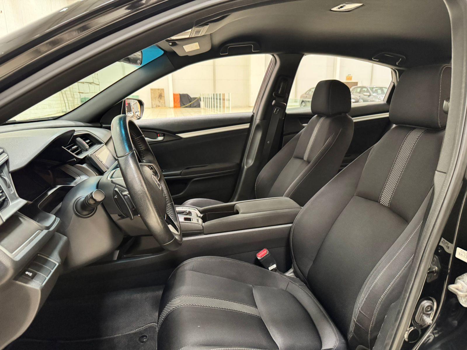Foto numero 6 do veiculo Honda Civic Sedan SPORT 2.0 Flex 16V Aut.4p  - Preta - 2018/2018