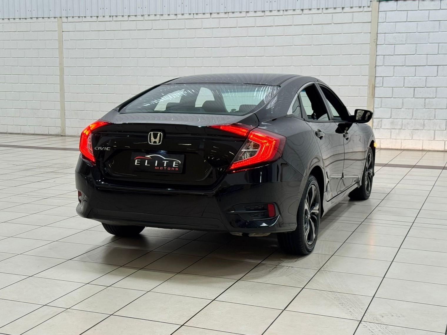 Foto numero 3 do veiculo Honda Civic Sedan SPORT 2.0 Flex 16V Aut.4p  - Preta - 2018/2018