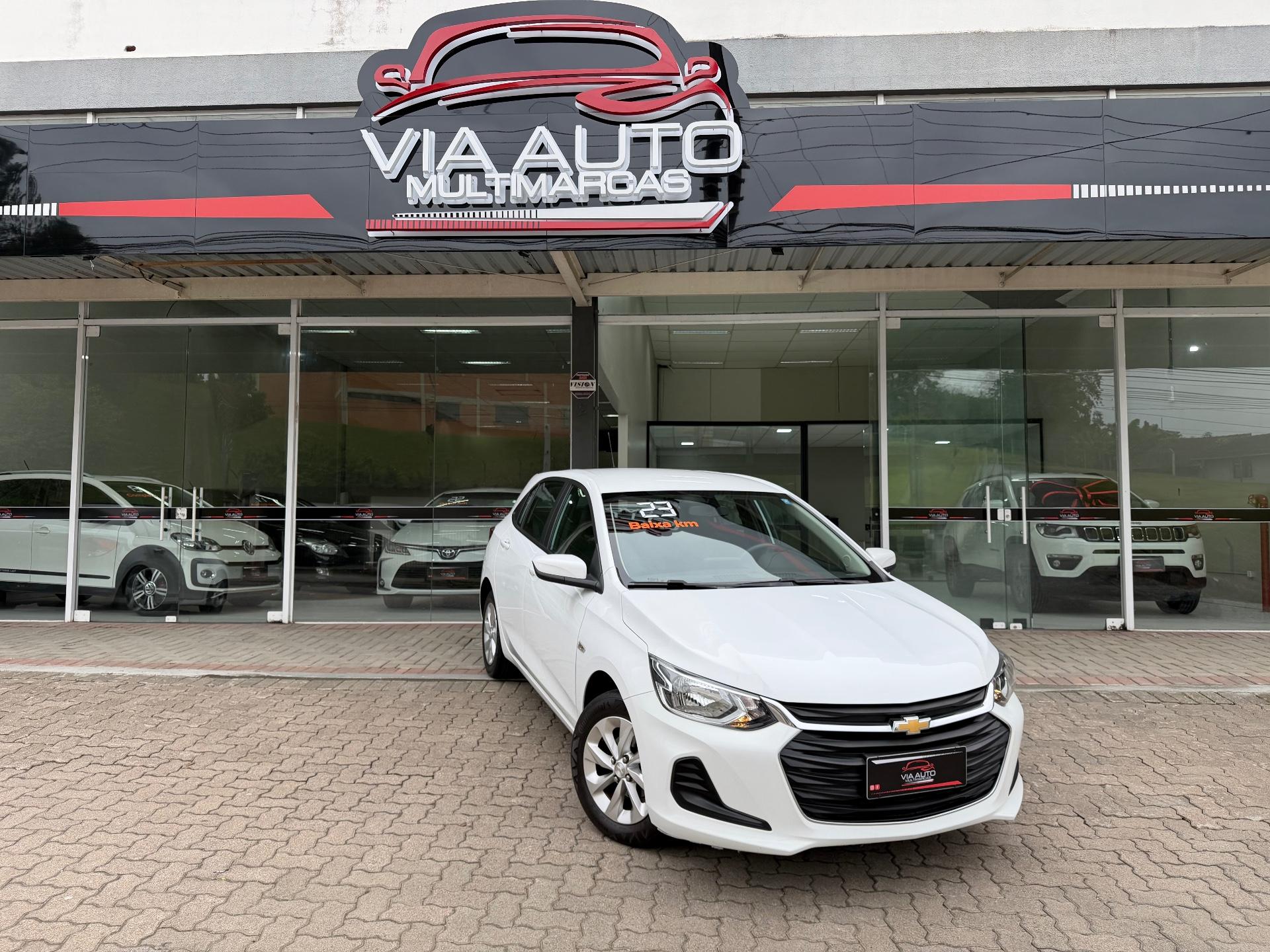 Foto numero 1 do veiculo Chevrolet Onix HEV/ 10MT LT2 - Branca - 2022/2023