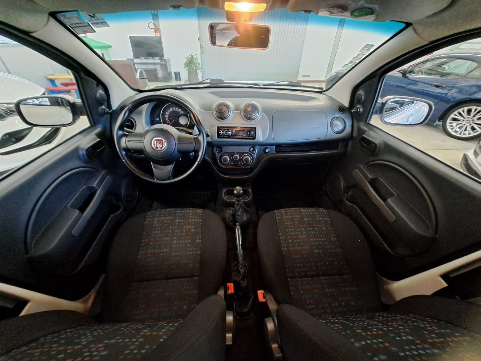 Foto numero 9 do veiculo Fiat Uno VIVACE 1.0 8V - Prata - 2013/2014