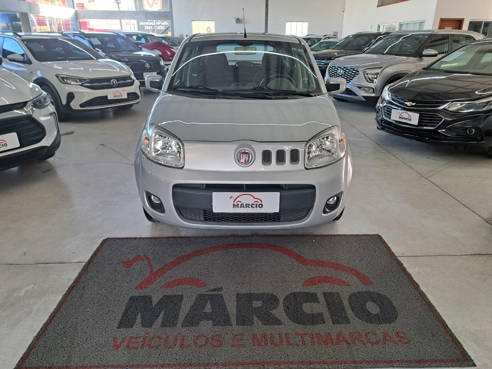 Foto numero 5 do veiculo Fiat Uno VIVACE 1.0 8V - Prata - 2013/2014