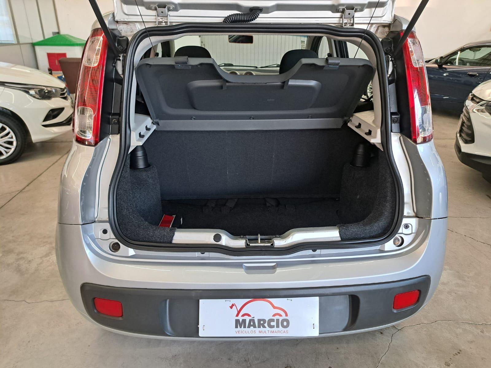Foto numero 7 do veiculo Fiat Uno VIVACE 1.0 8V - Prata - 2013/2014