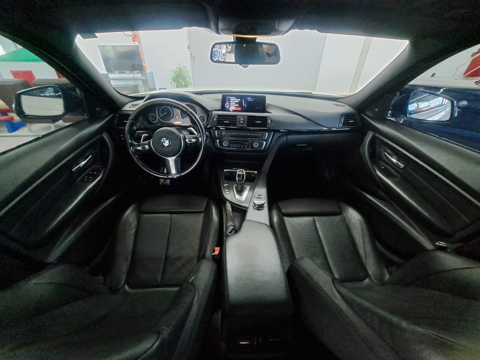 Foto numero 10 do veiculo BMW 335i /  3A91 M SPORT 3.0 24V - Branca - 2013/2014