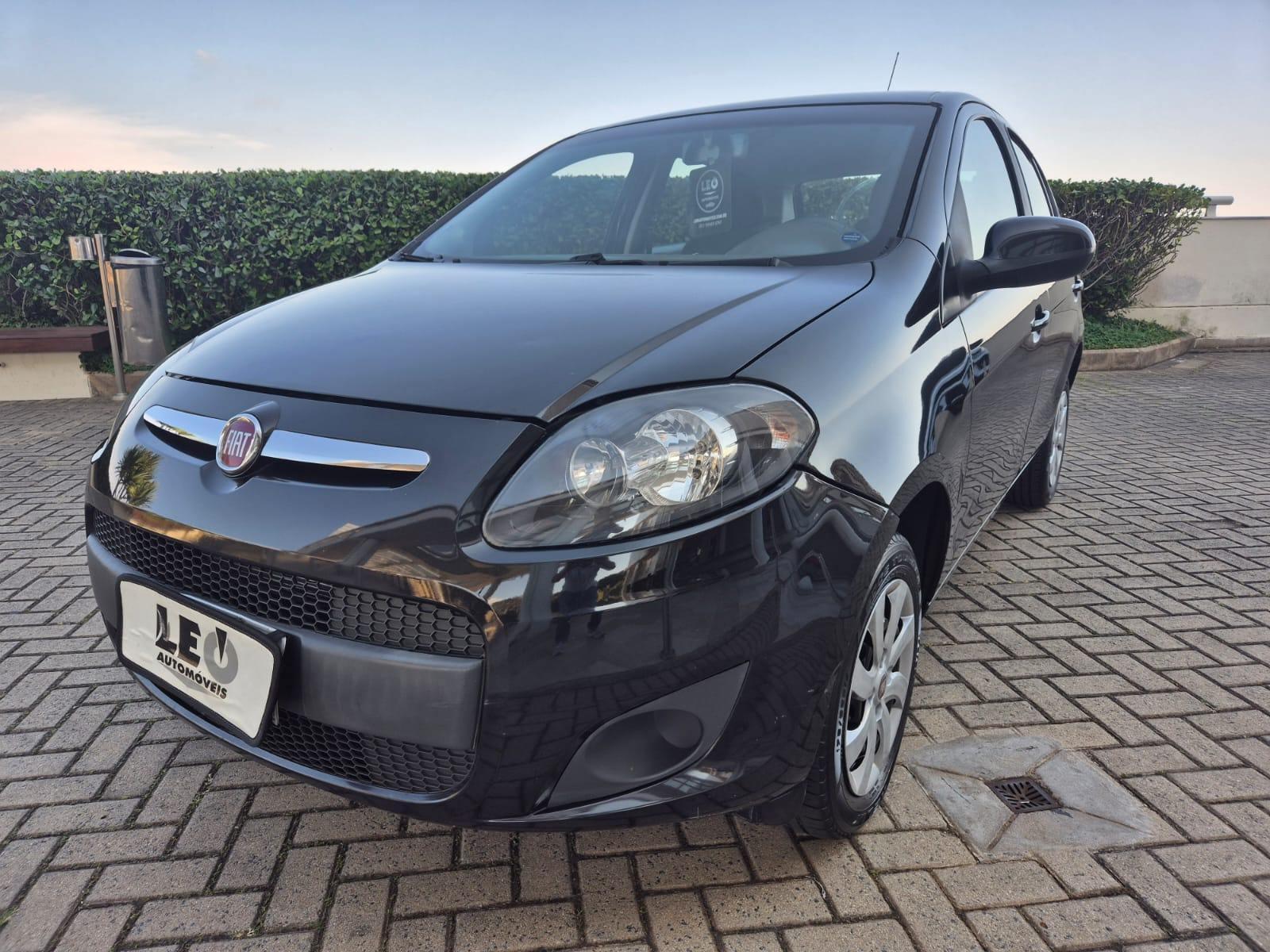 Foto numero 15 do veiculo Fiat Palio ATTRACTIVE 1.0 EVO Fire Flex 8v 5p  - Preta - 2015/2016