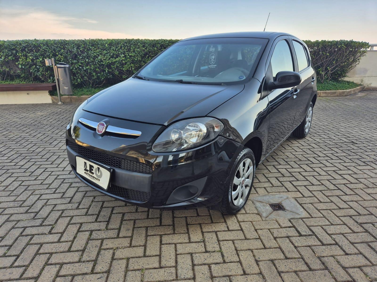 Foto numero 19 do veiculo Fiat Palio ATTRACTIVE 1.0 EVO Fire Flex 8v 5p  - Preta - 2015/2016