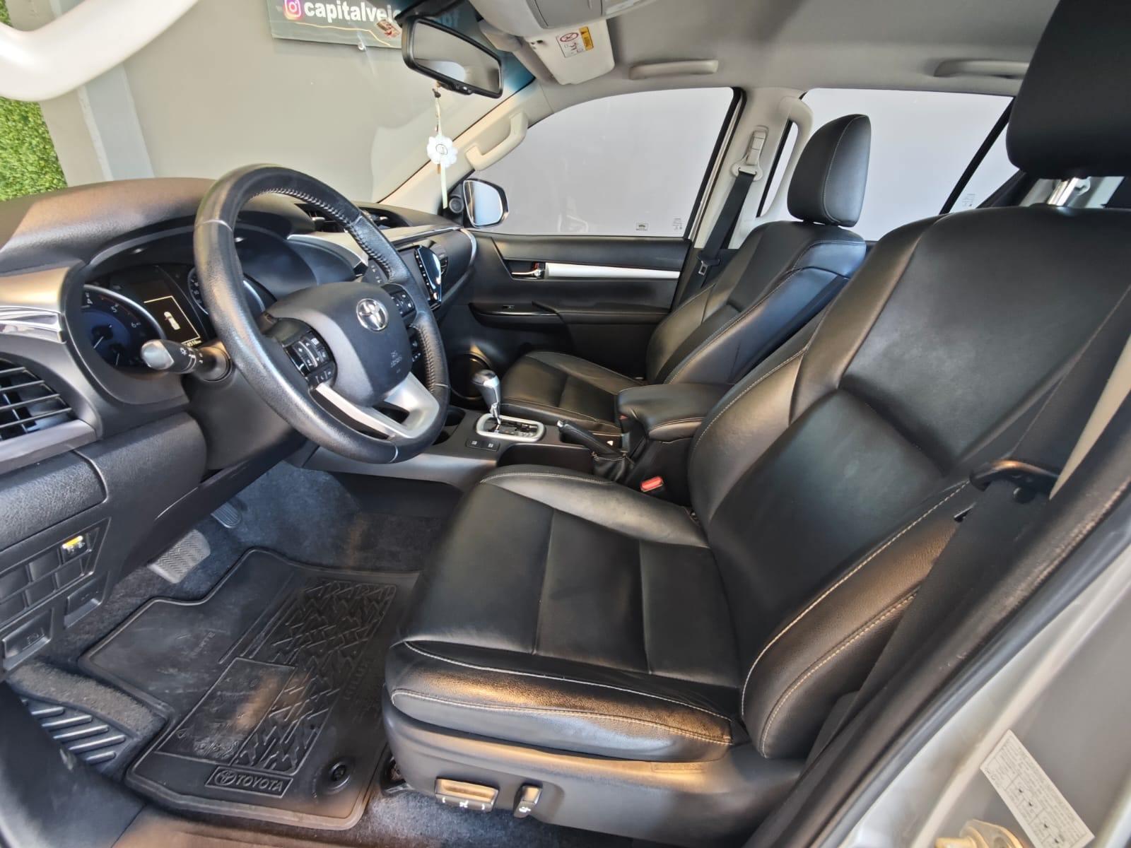 Foto numero 9 do veiculo Toyota Hilux /  CDSRVA4FD - Prata - 2019/2020