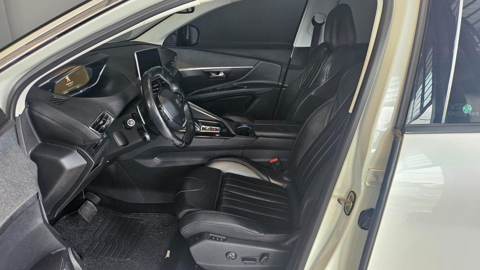 Foto numero 9 do veiculo Peugeot 3008 GRIFFE AT - Branca - 2018/2019