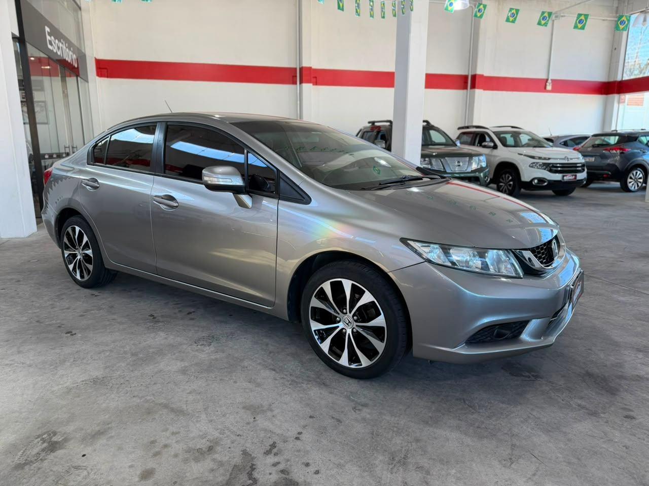Honda Civic Sedan LXR 2.0 Flexone 16V Aut. 4p 2015