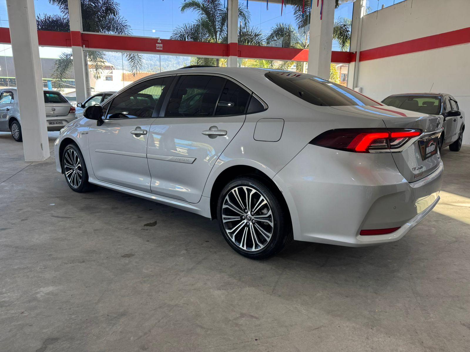 Toyota Corolla Altis Prem. 1.8 Aut. (Híbrido) 2022