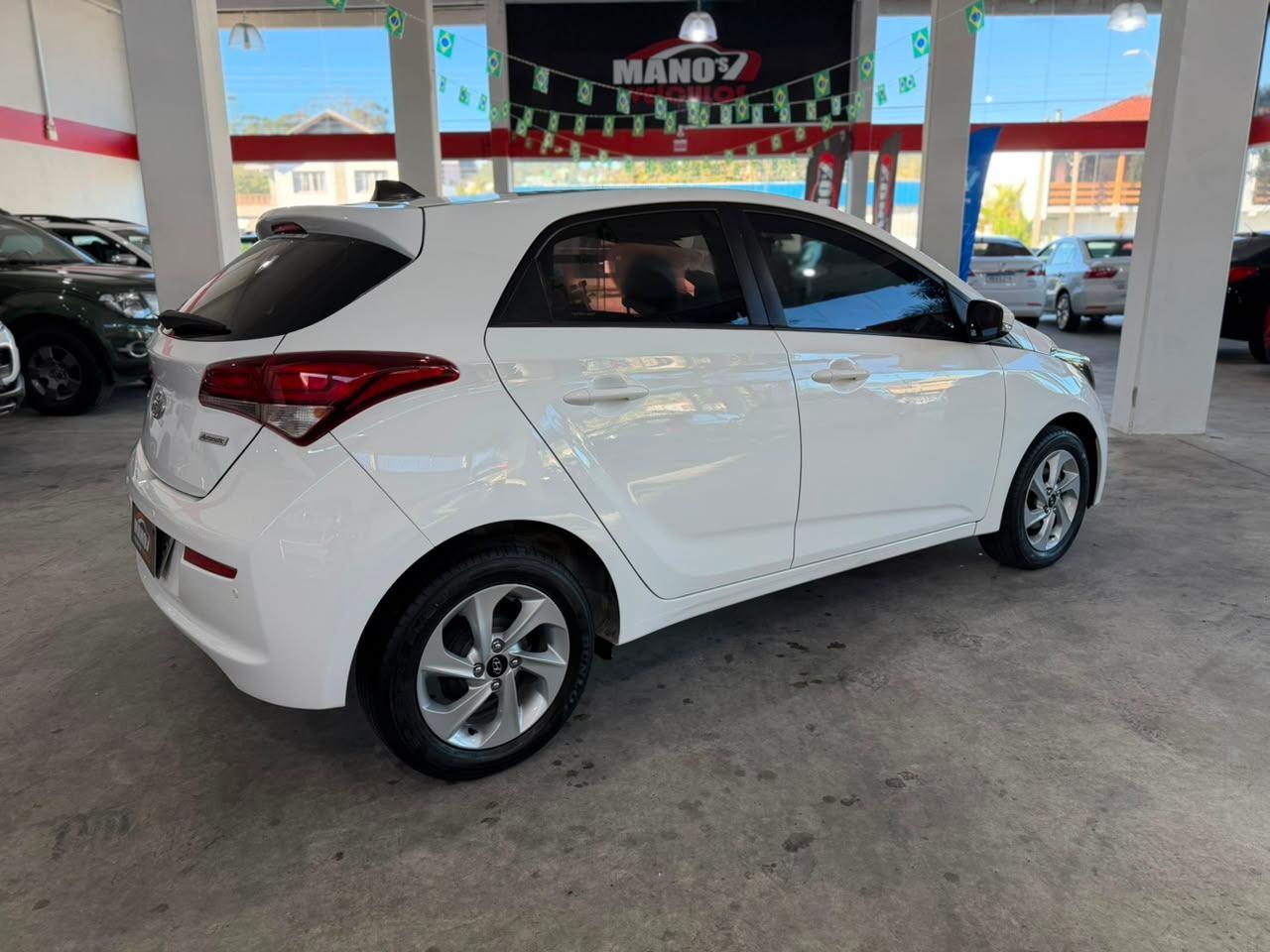 Hyundai HB20 C.Style/C.Plus 1.6 Flex 16V Aut. 2016