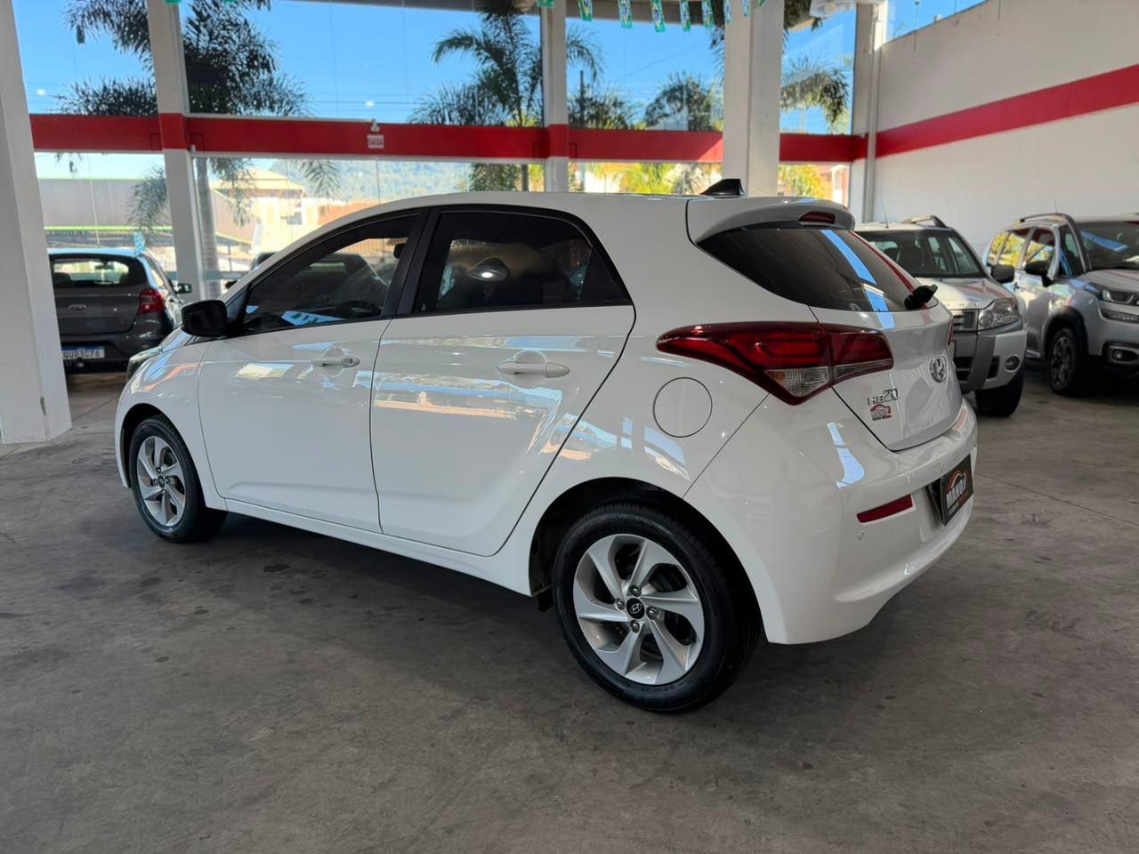 Hyundai HB20 C.Style/C.Plus 1.6 Flex 16V Aut. 2016