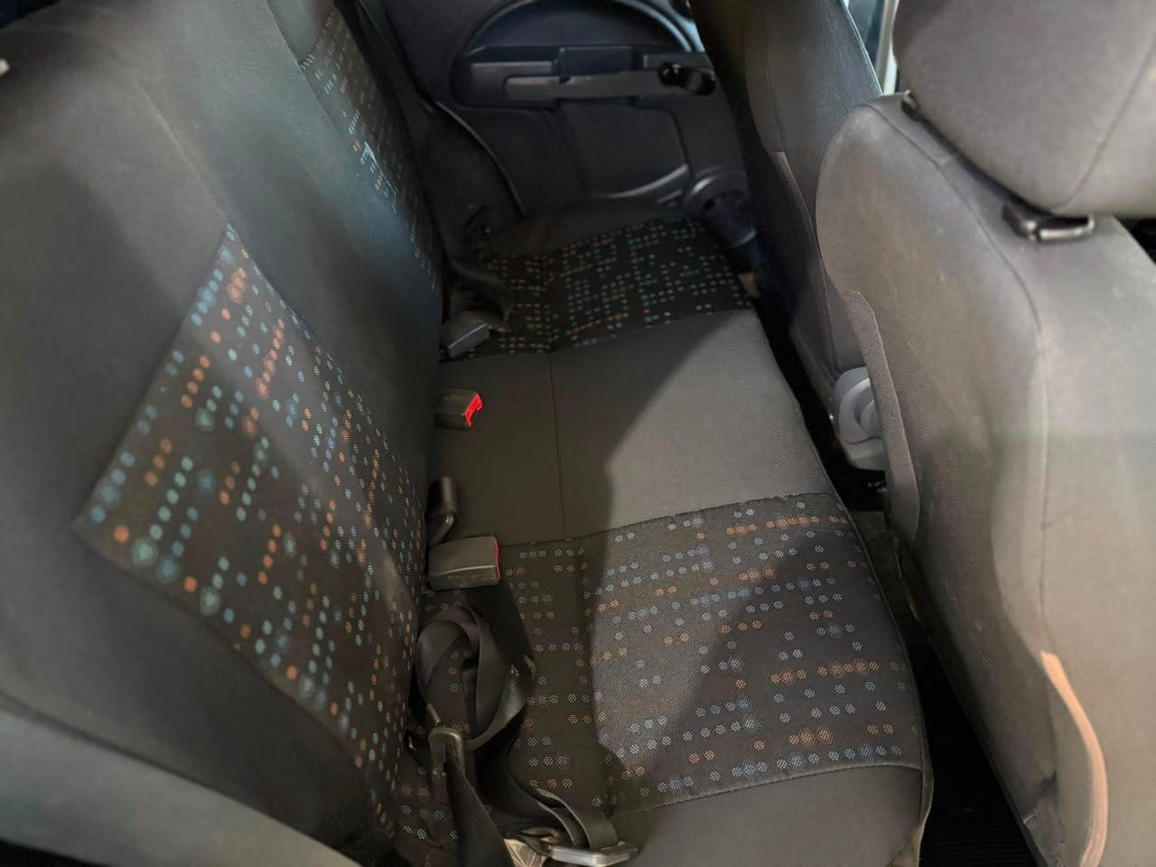 Fiat Uno VIVACE/RUA 1.0 EVO Fire Flex 8V 5p 2013