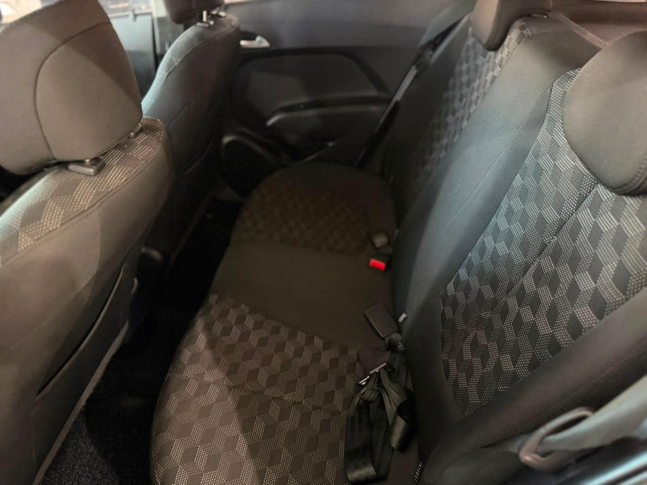 Hyundai HB20 C.Style/C.Plus 1.6 Flex 16V Aut. 2016