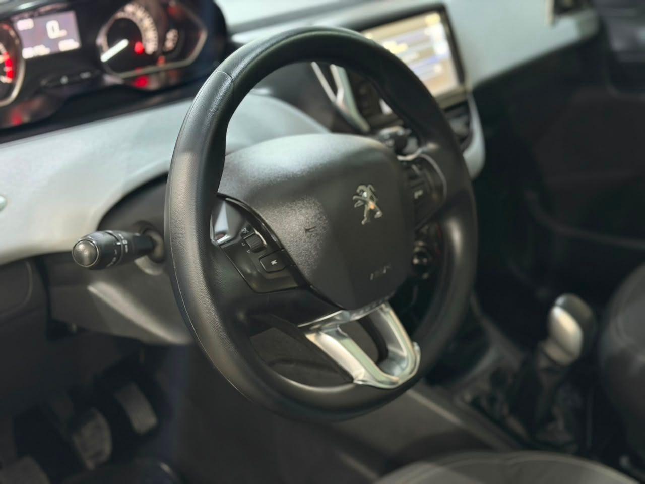 Peugeot 208 Allure 1.5 Flex 8V 5p 2015