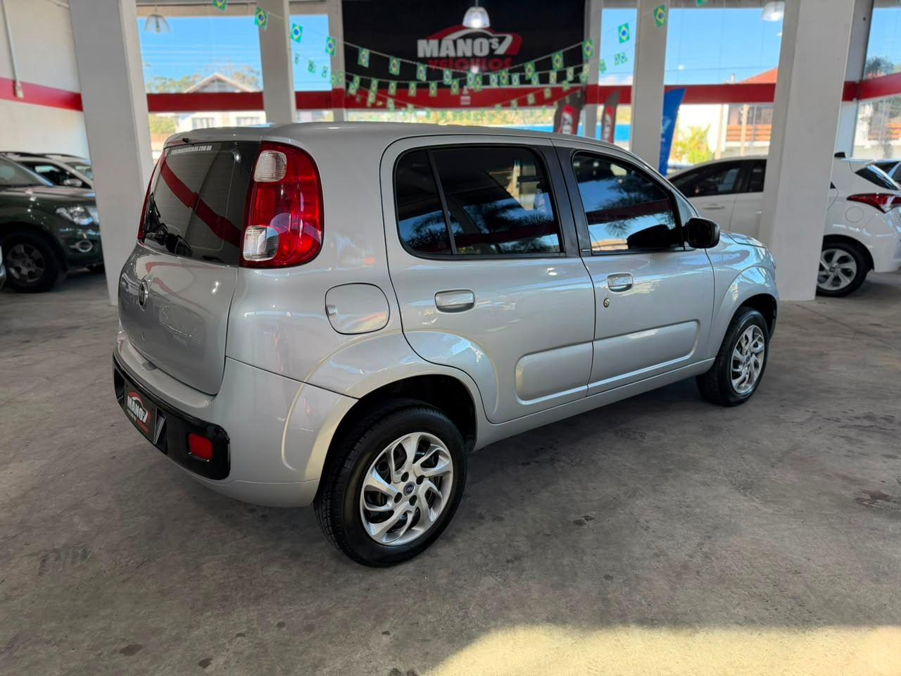 Fiat Uno VIVACE/RUA 1.0 EVO Fire Flex 8V 5p 2013