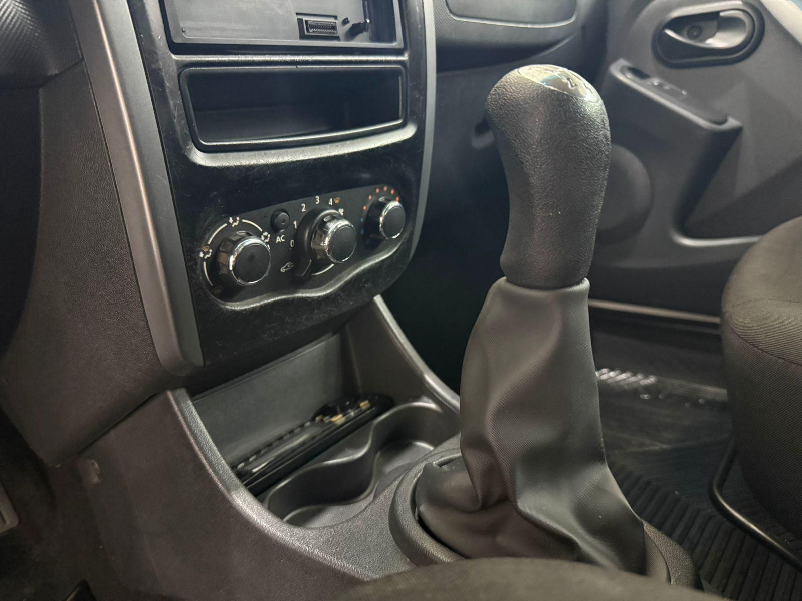 Renault Sandero Authentique Hi-Flex 1.0 16V 5p 2014