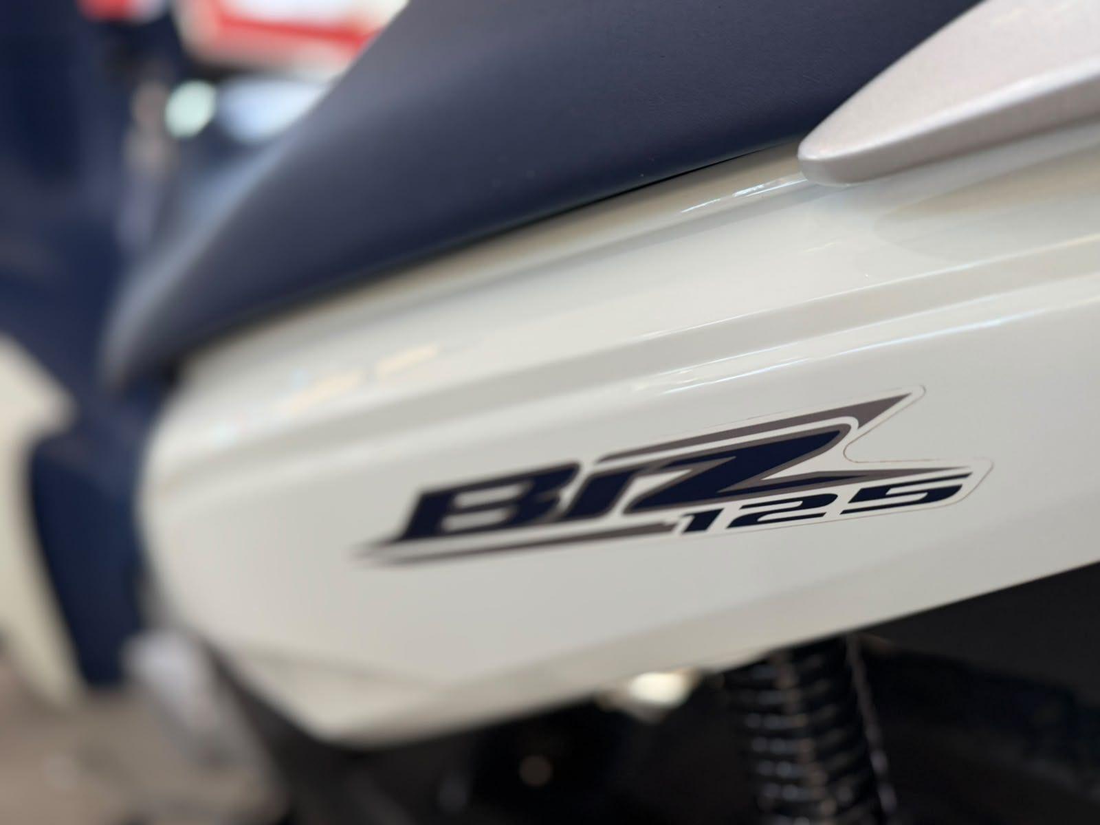 Honda Biz 125 125 EX/ 125 EX FLEX  - Branca - 2021/2022
