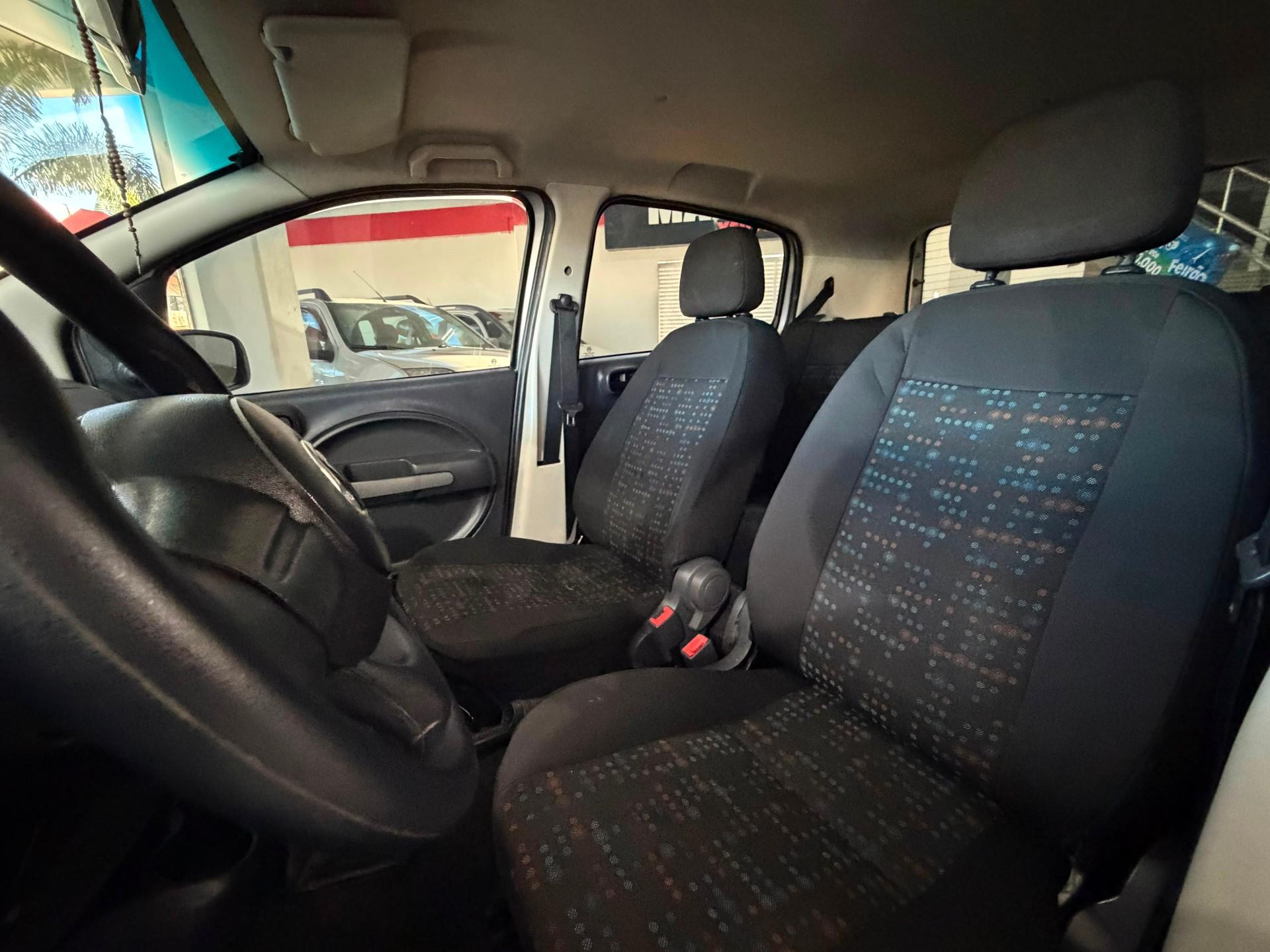 Fiat Uno VIVACE/RUA 1.0 EVO Fire Flex 8V 5p 2013