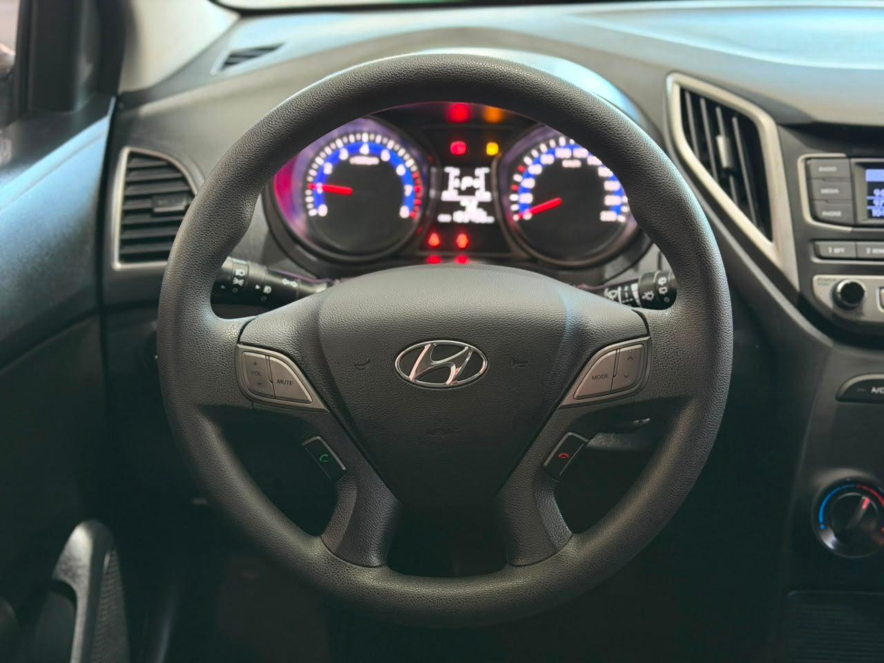 Hyundai HB20 C.Style/C.Plus 1.6 Flex 16V Aut. 2016