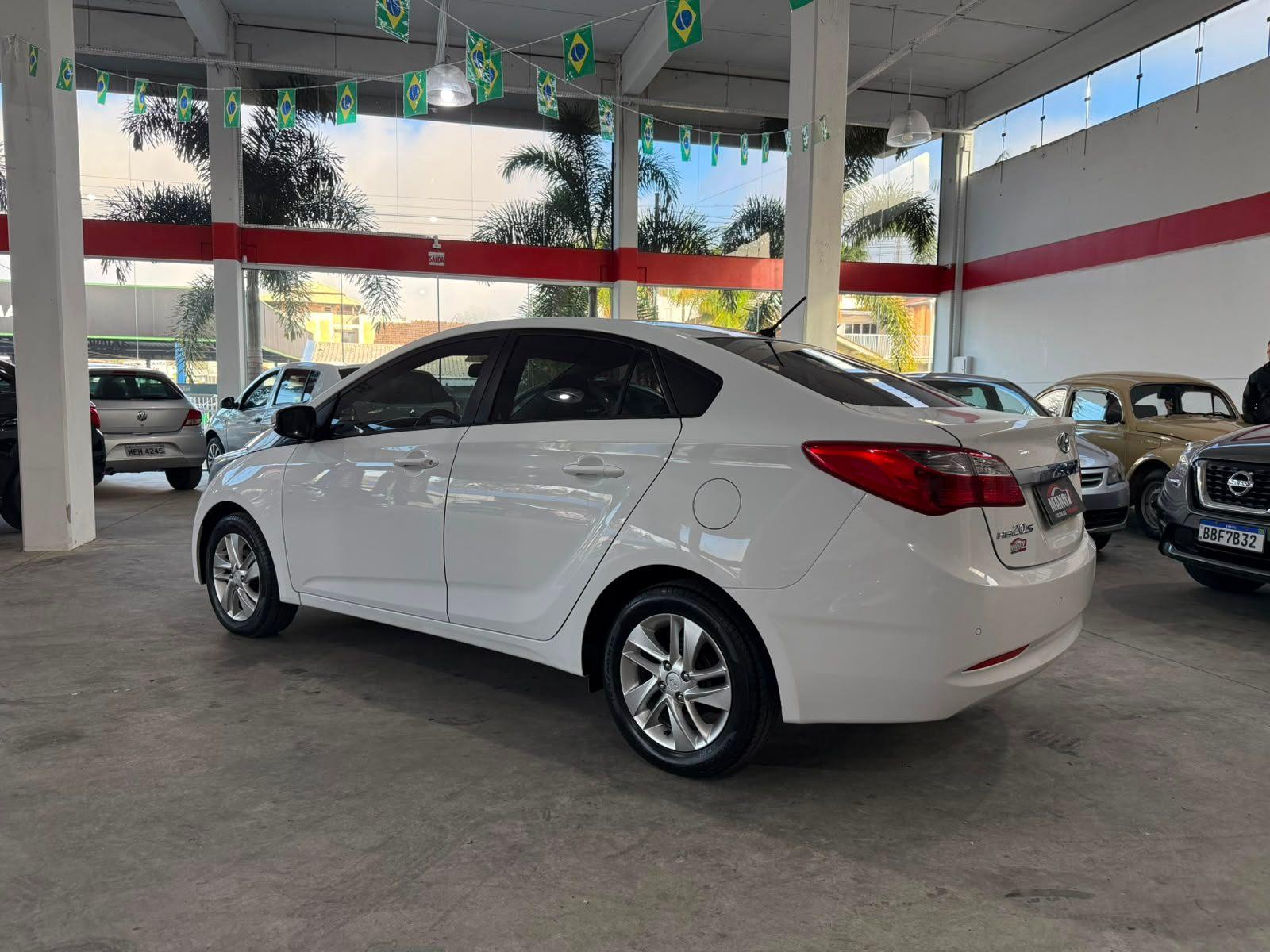 Hyundai HB20S Premium 1.6 Flex 16V Aut. 4p 2014