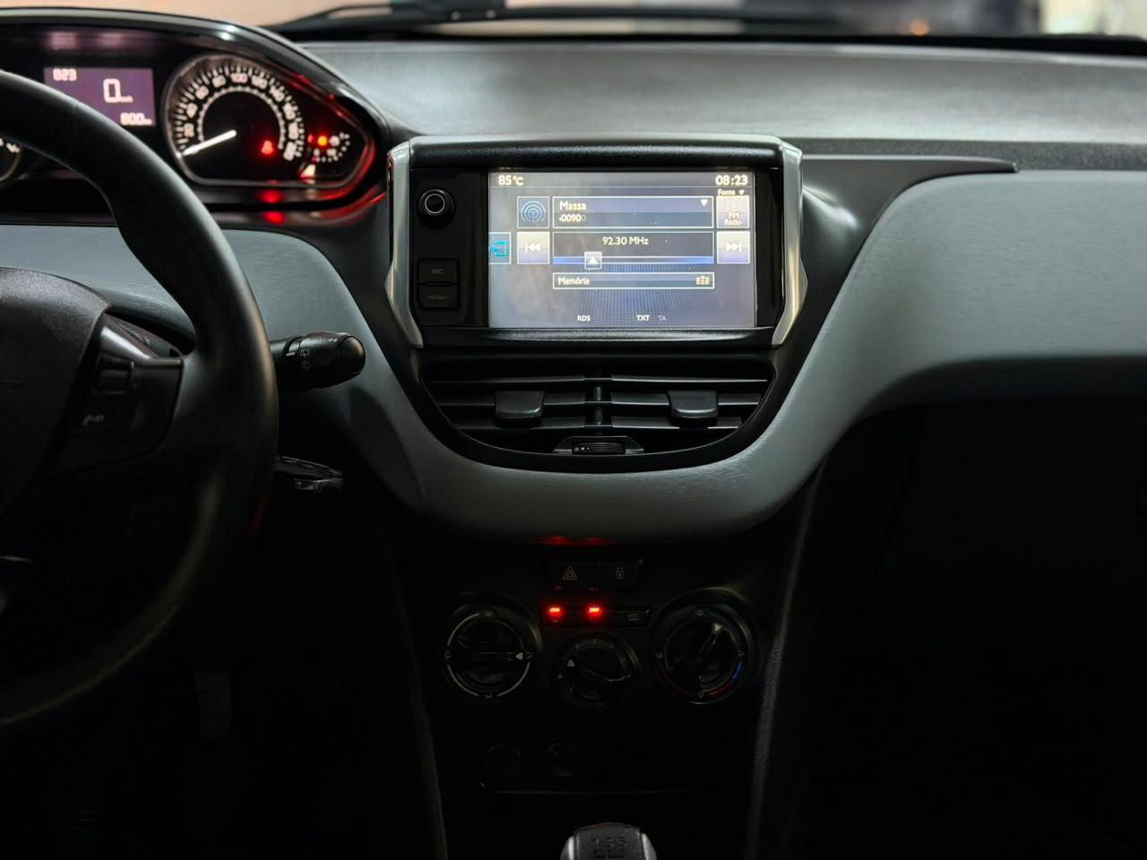 Peugeot 208 Allure 1.5 Flex 8V 5p 2015