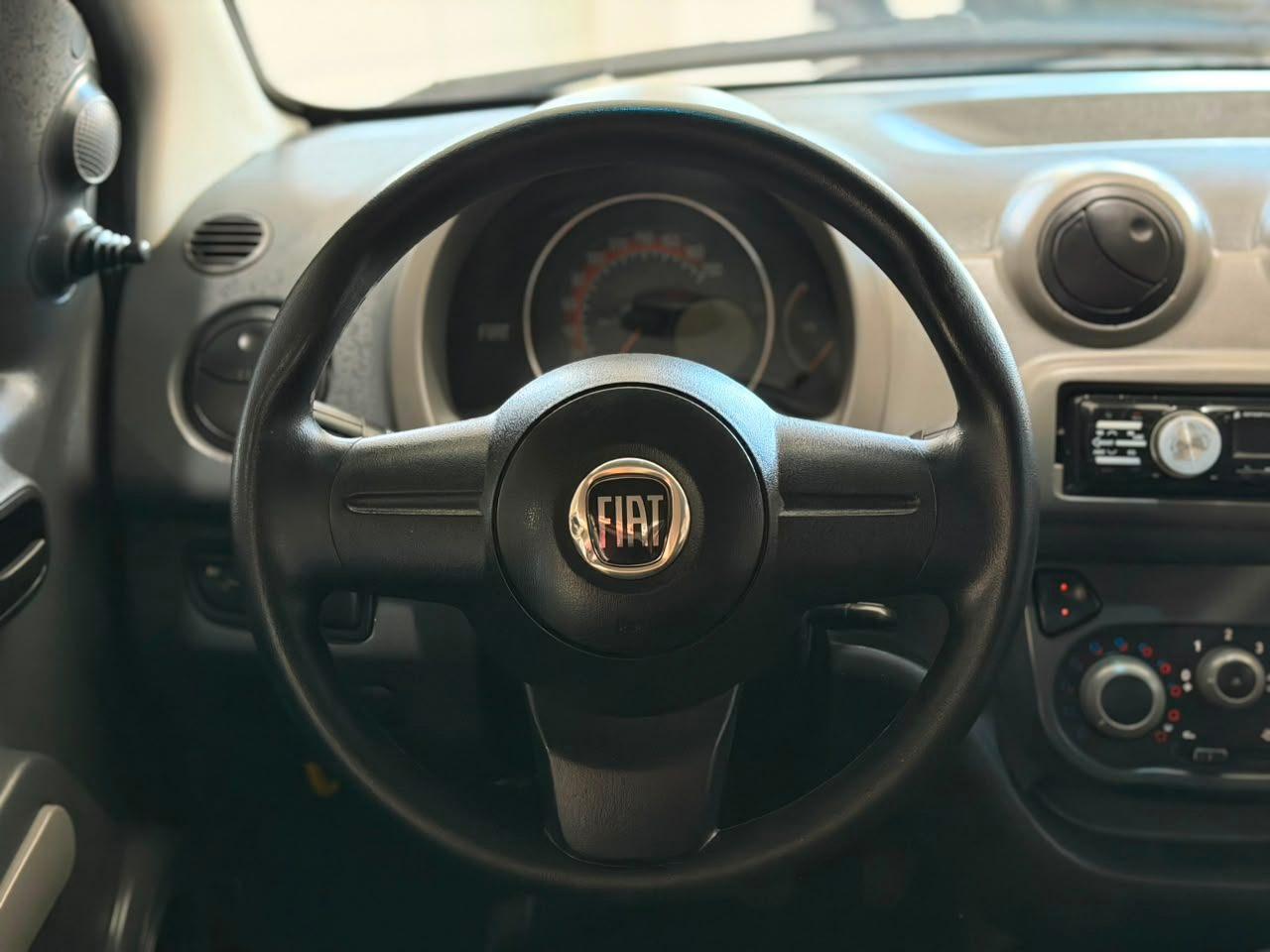 Fiat Uno VIVACE/RUA 1.0 EVO Fire Flex 8V 5p 2013