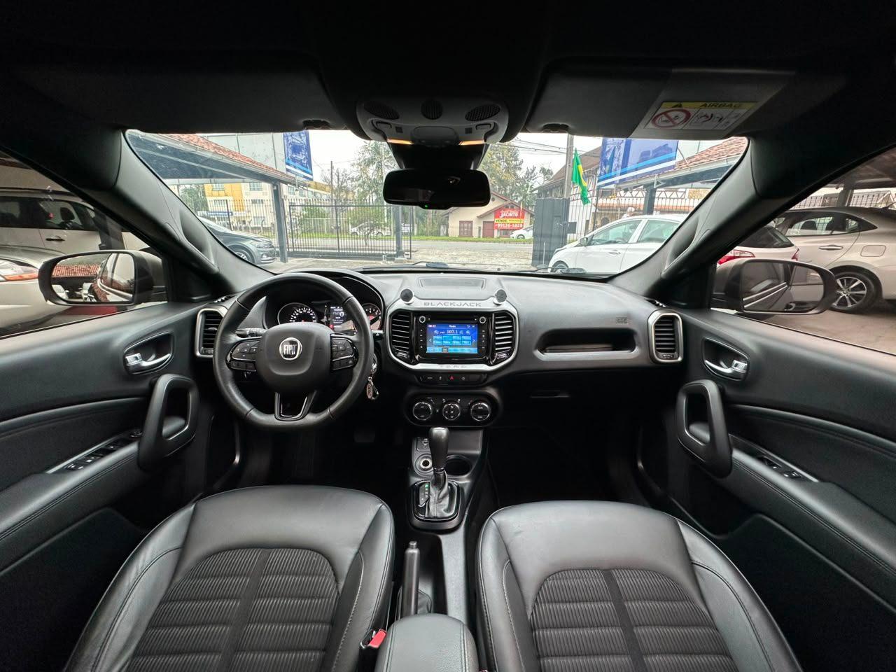 Foto numero 13 do veiculo Fiat Toro Blackjack 2.4 16V flex Aut  - Preta - 2017/2018