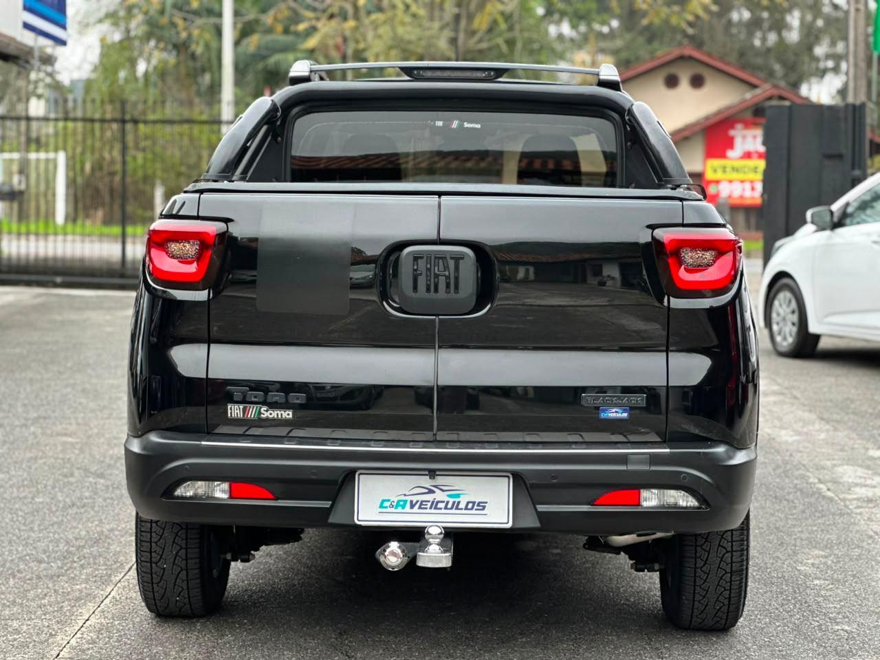 Foto numero 11 do veiculo Fiat Toro Blackjack 2.4 16V flex Aut  - Preta - 2017/2018