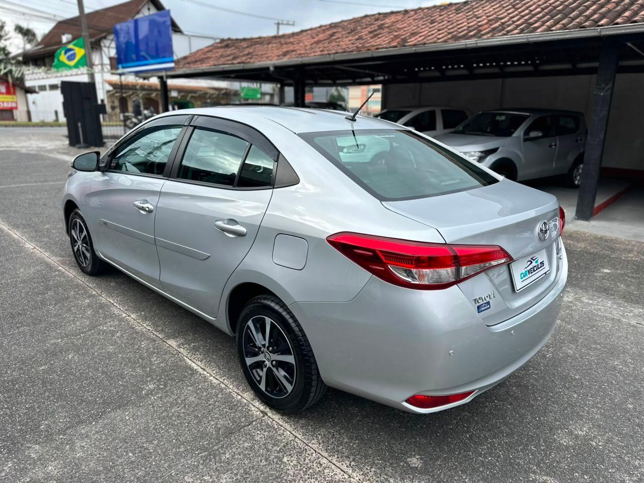 Foto numero 7 do veiculo Toyota Yaris XS Sedan 1.5 Flex 16V 4p Aut.  - Prata - 2019/2019