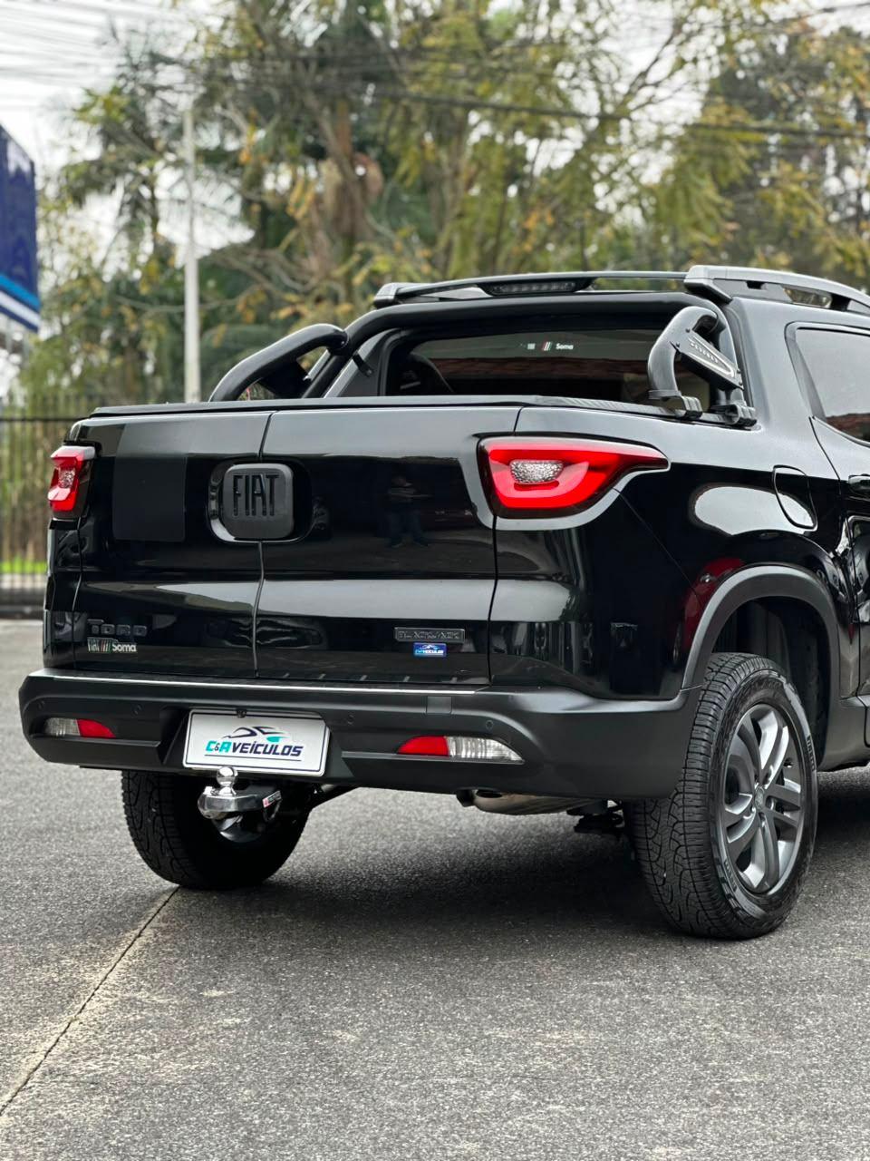 Foto numero 6 do veiculo Fiat Toro Blackjack 2.4 16V flex Aut  - Preta - 2017/2018