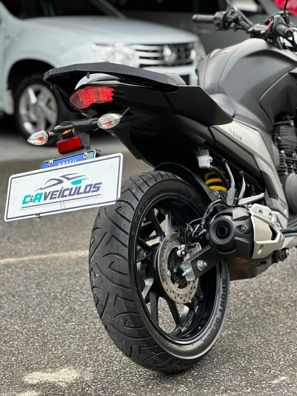 Foto numero 6 do veiculo Yamaha Fazer 250 FZ25 250 FAZER FLEX  - Preta - 2023/2023
