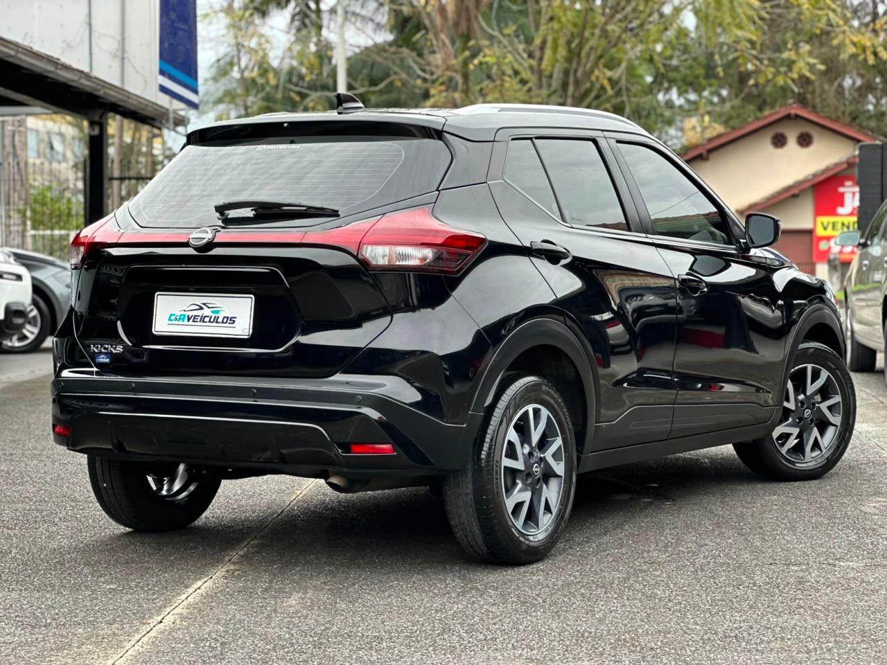 Foto numero 3 do veiculo Nissan Kicks Sense 1.6 16V Flex Aut.  - Preta - 2023/2024