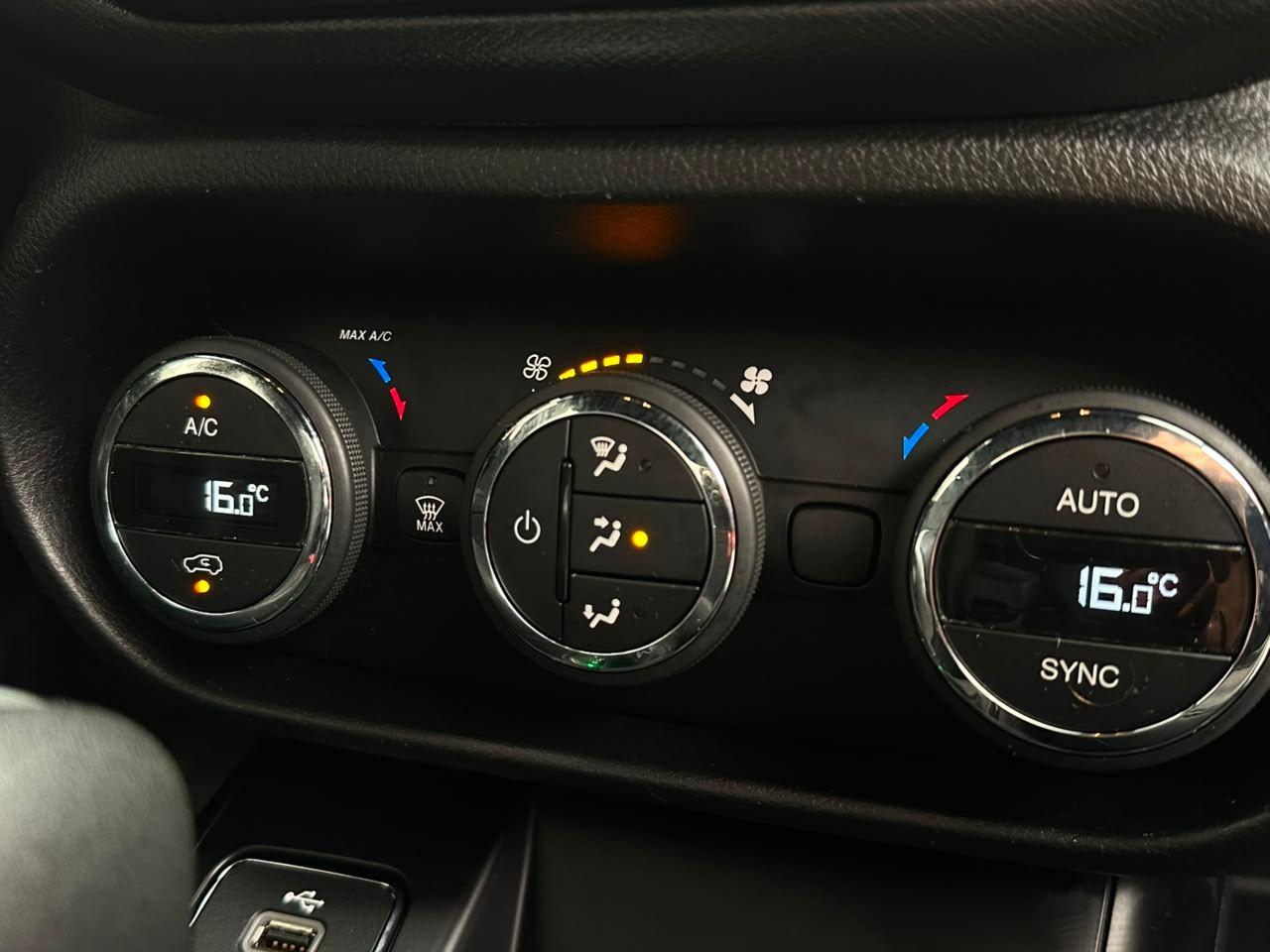 Foto numero 21 do veiculo Fiat Toro Blackjack 2.4 16V flex Aut  - Preta - 2017/2018