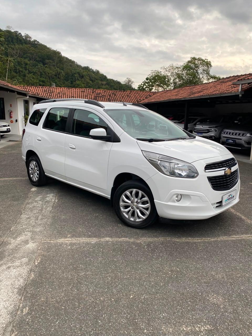 Foto numero 2 do veiculo Chevrolet Spin LTZ 1.8 8V Econo.Flex 5p Mec.  - Branca - 2017/2018
