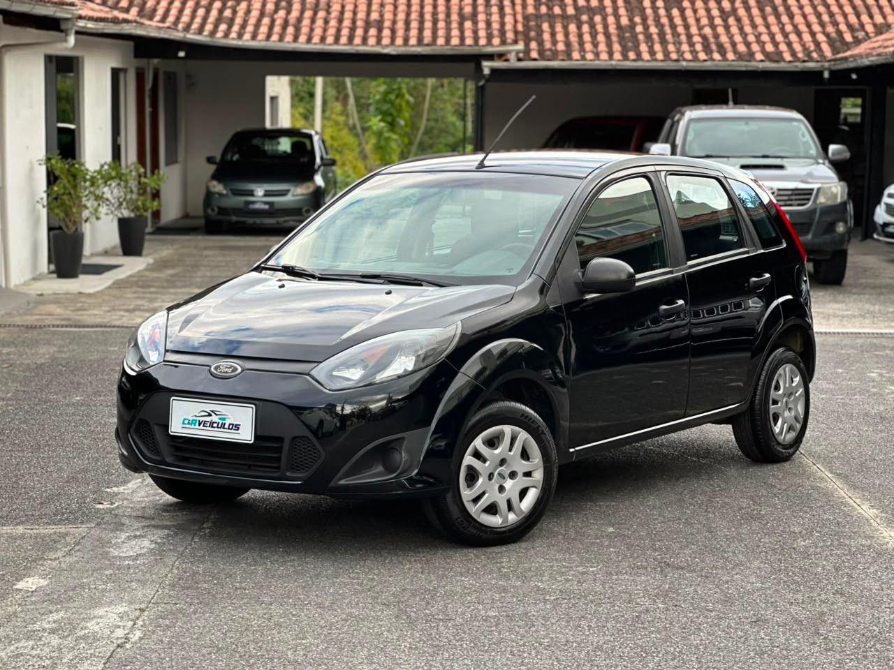 Foto numero 10 do veiculo Ford Fiesta 1.0 8V Flex/Class 1.0 8V Flex 5p  - Preta - 2012/2013